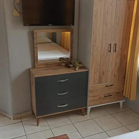 Проживание в семье Altun Pansiyon *